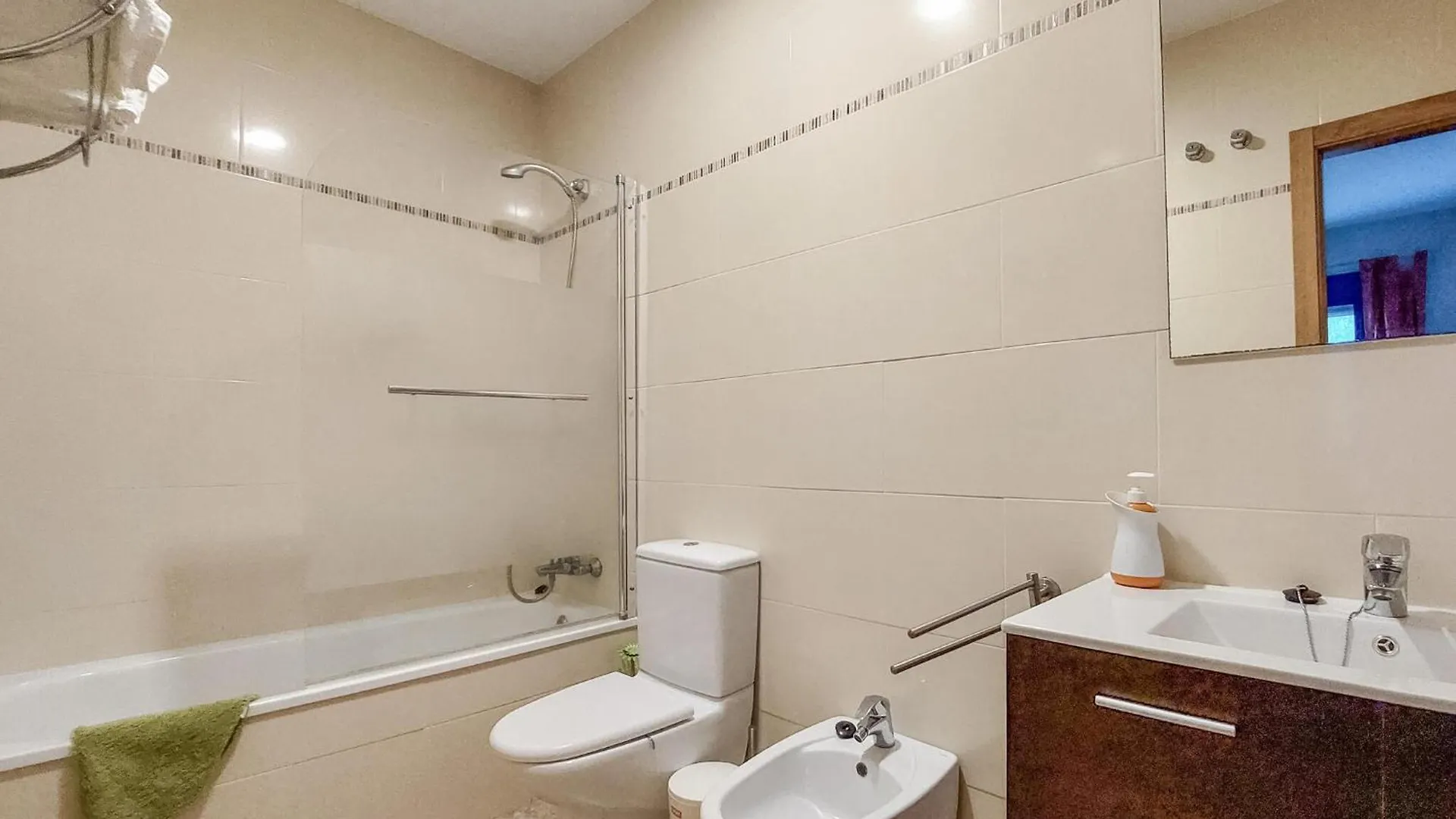 4 Bedroom Awesome Apartment In Chipiona Espanha