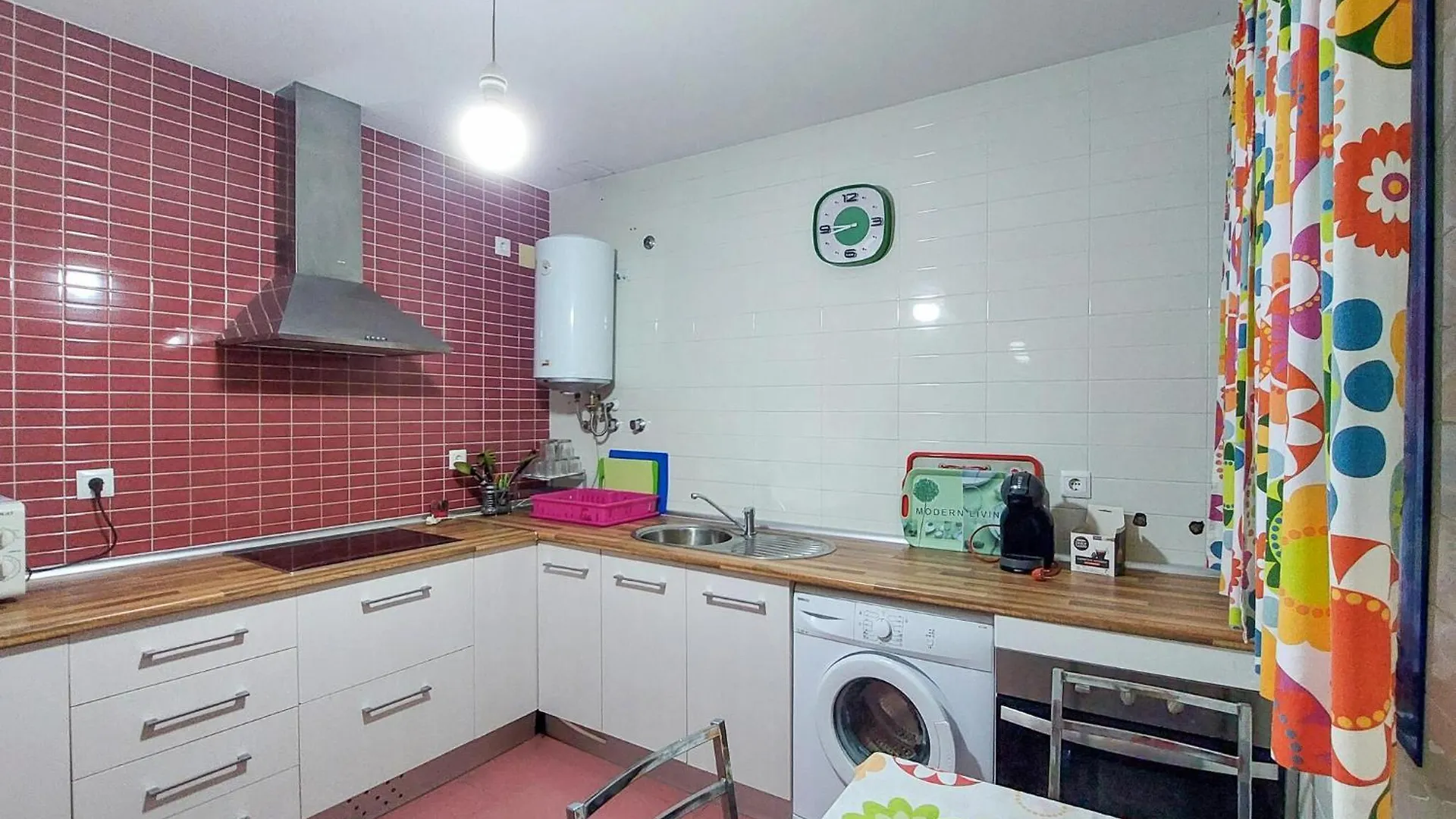 4 Bedroom Awesome Apartment In Chipiona