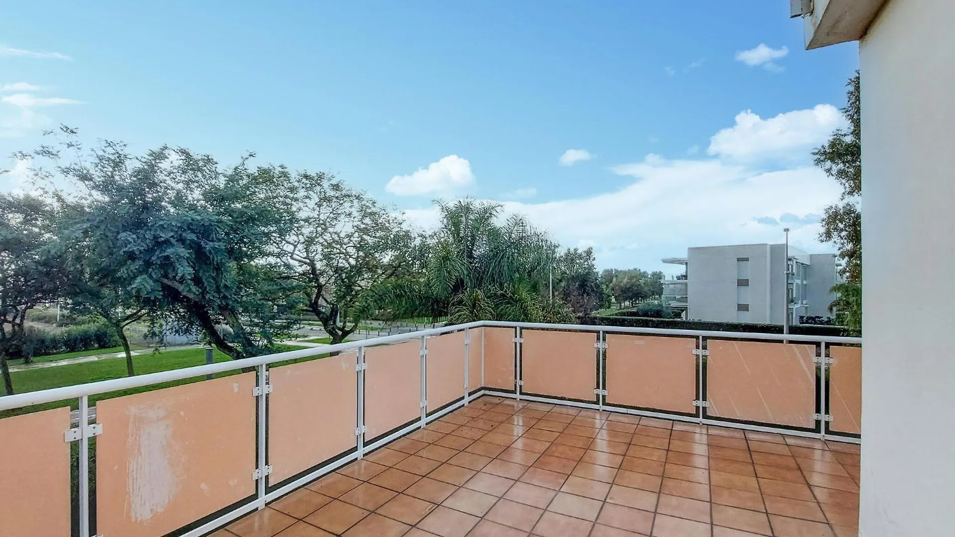 4 Bedroom Awesome Apartment In Chipiona