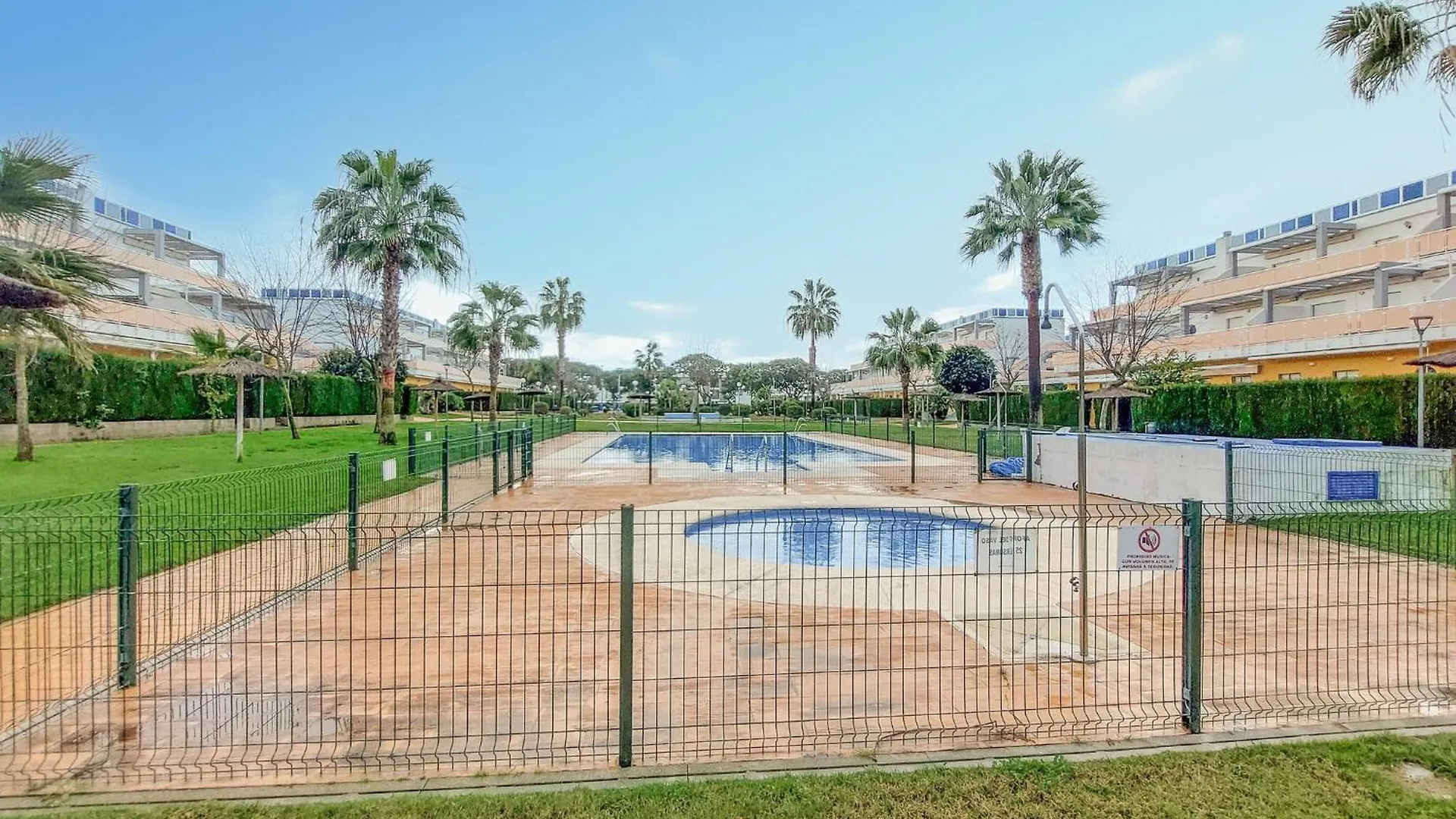 4 Bedroom Awesome Apartment In Chipiona Espanha
