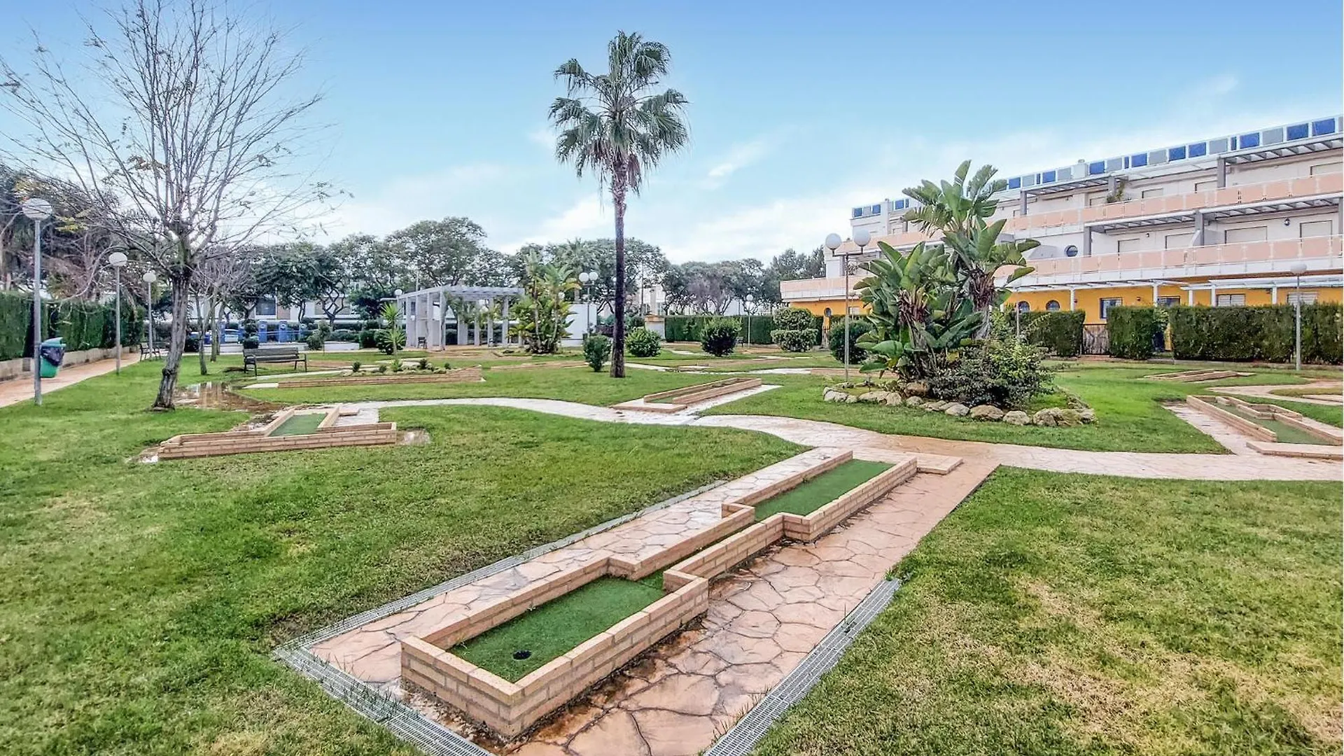 4 Bedroom Awesome Apartment In Chipiona Espanha